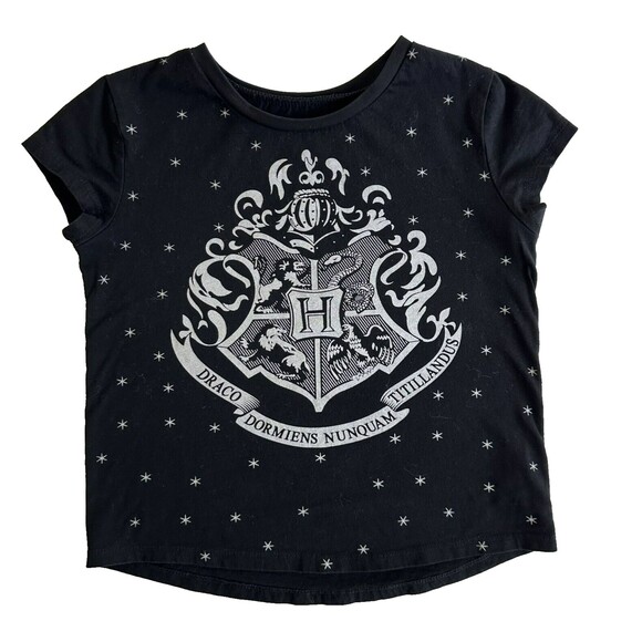 Girls Harry Potter HOGWARTS COLLEGE  T-Shirt YOUTH Size 10/12 - Picture 1 of 4